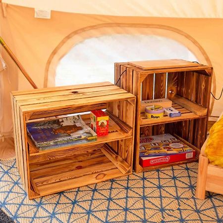 Roaches Retreat Family Glampsite, Rocky Reach Bell Tent With Outdoor Adventures And Campfire Nights Upper Hulme Экстерьер фото